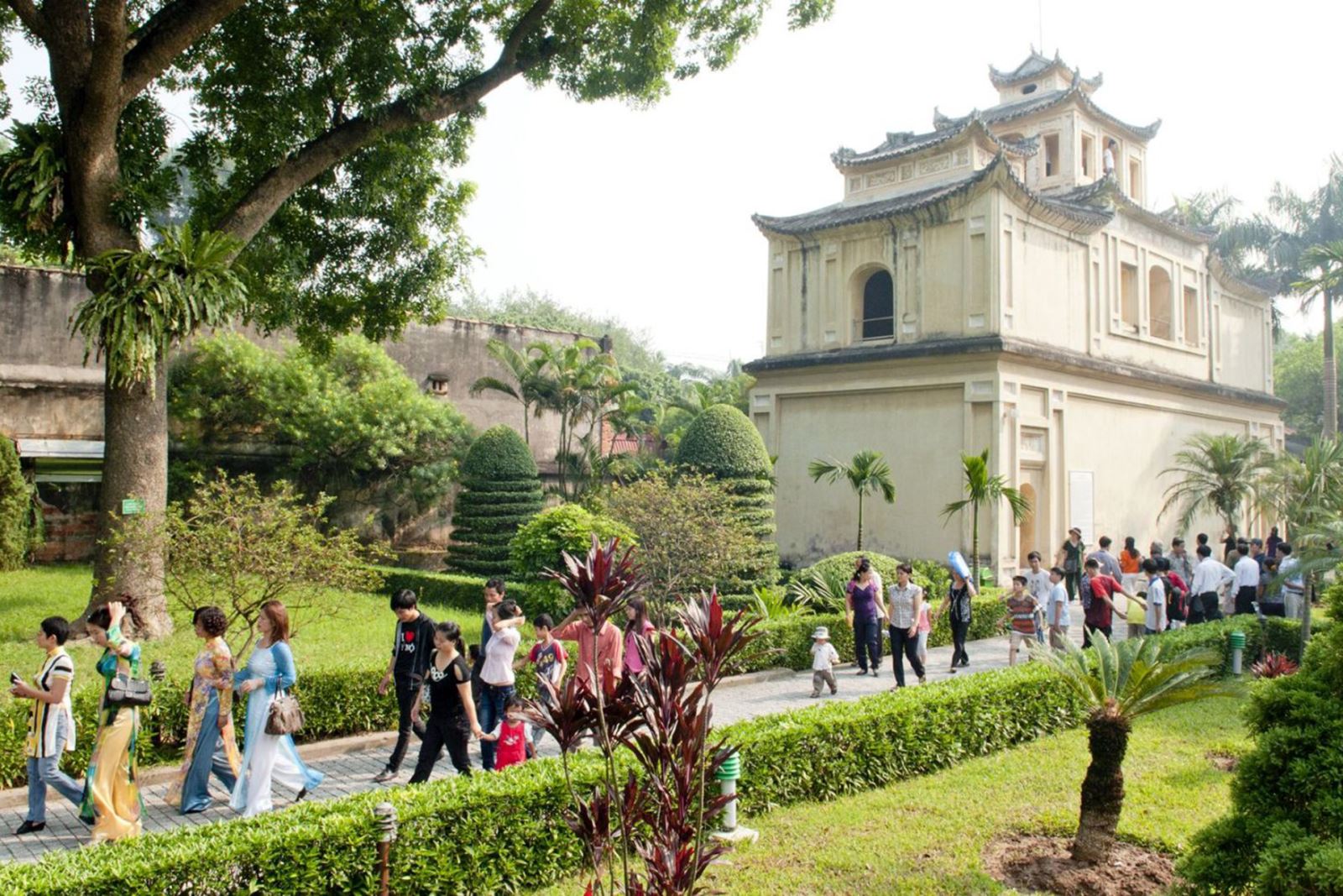 Về một xu hướng tham quan, du lịch của người Hà Nội