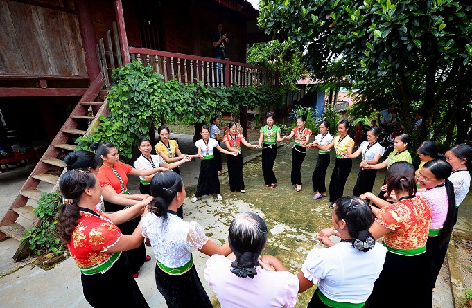 Phương pháp cần thiết khi bảo tồn và phát triển văn hóa các dân tộc