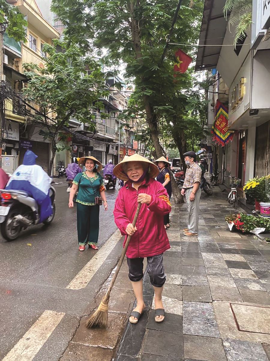 Người cựu Thanh niên xung phong góp phần làm sạch đẹp phố phường