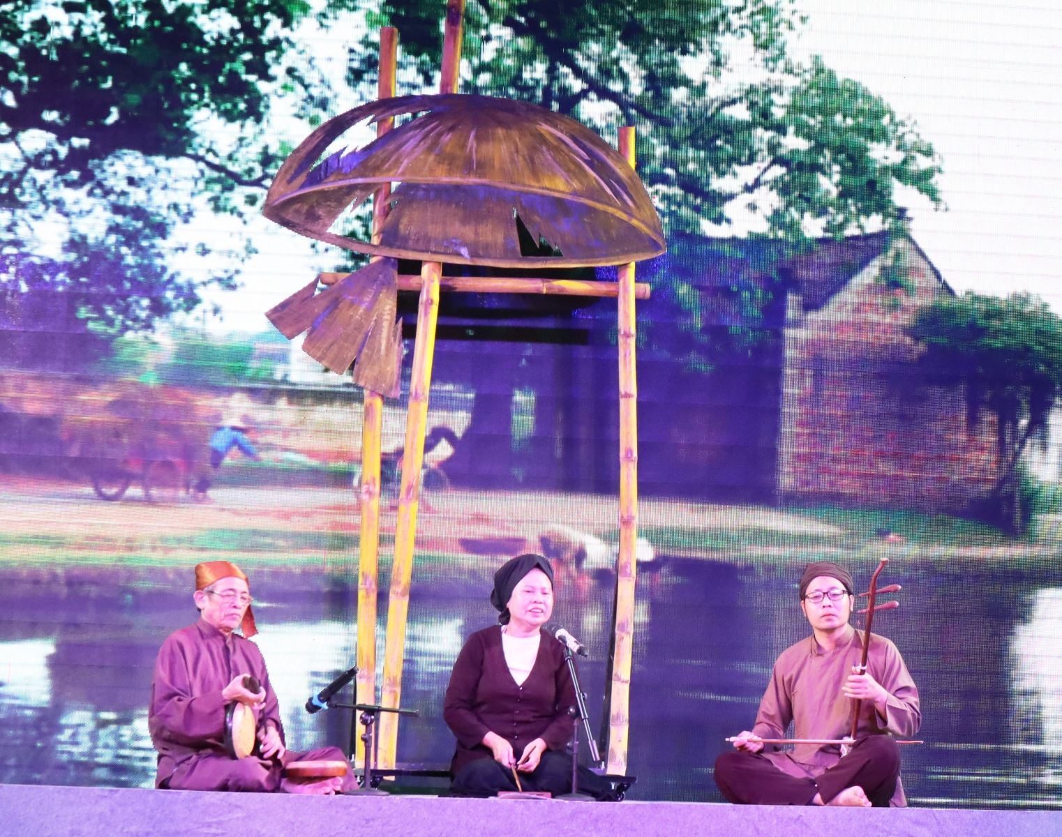 "Bảo tồn và phát huy nghệ thuật hát xẩm trong xã hội đương đại"