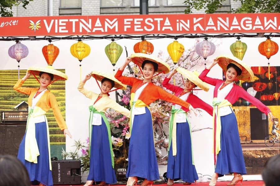 Mấy đặc điểm về giao lưu văn hóa hai thập niên đầu thế kỷ XXI