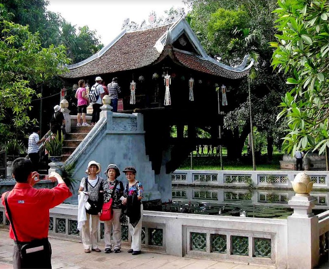 Phát huy vốn văn hóa trong phát triển công nghiệp văn hóa trên địa bàn Hà Nội hiện nay