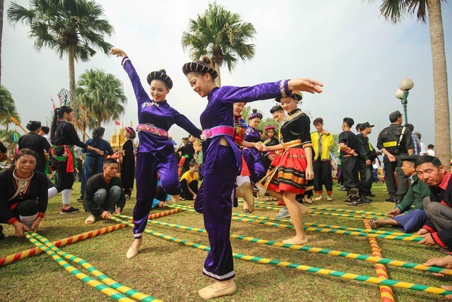 Bàn thêm về văn hóa cộng đồng