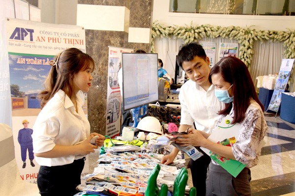 Phát huy vai trò của văn hóa doanh nghiệp trong phát triển kinh tế sau đại dịch COVID-19