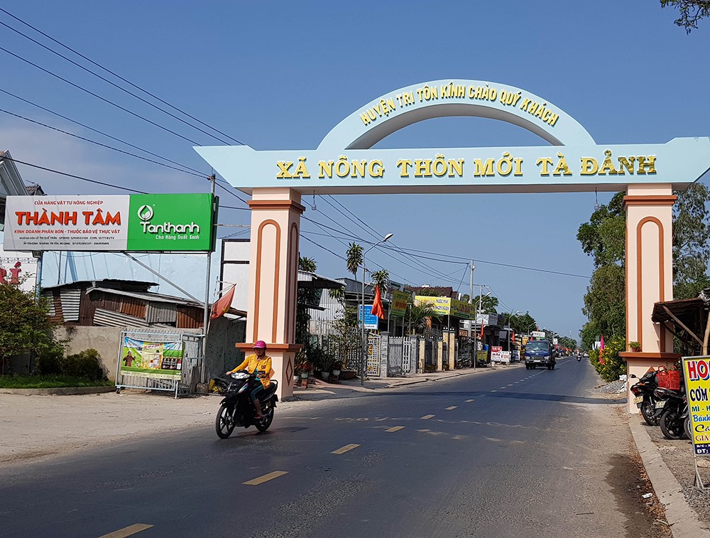 Hiệu quả thực hiện tiêu chí về hệ thống chính trị trong xây dựng nông thôn mới nâng cao tại xã Tà Đảnh (An Giang)