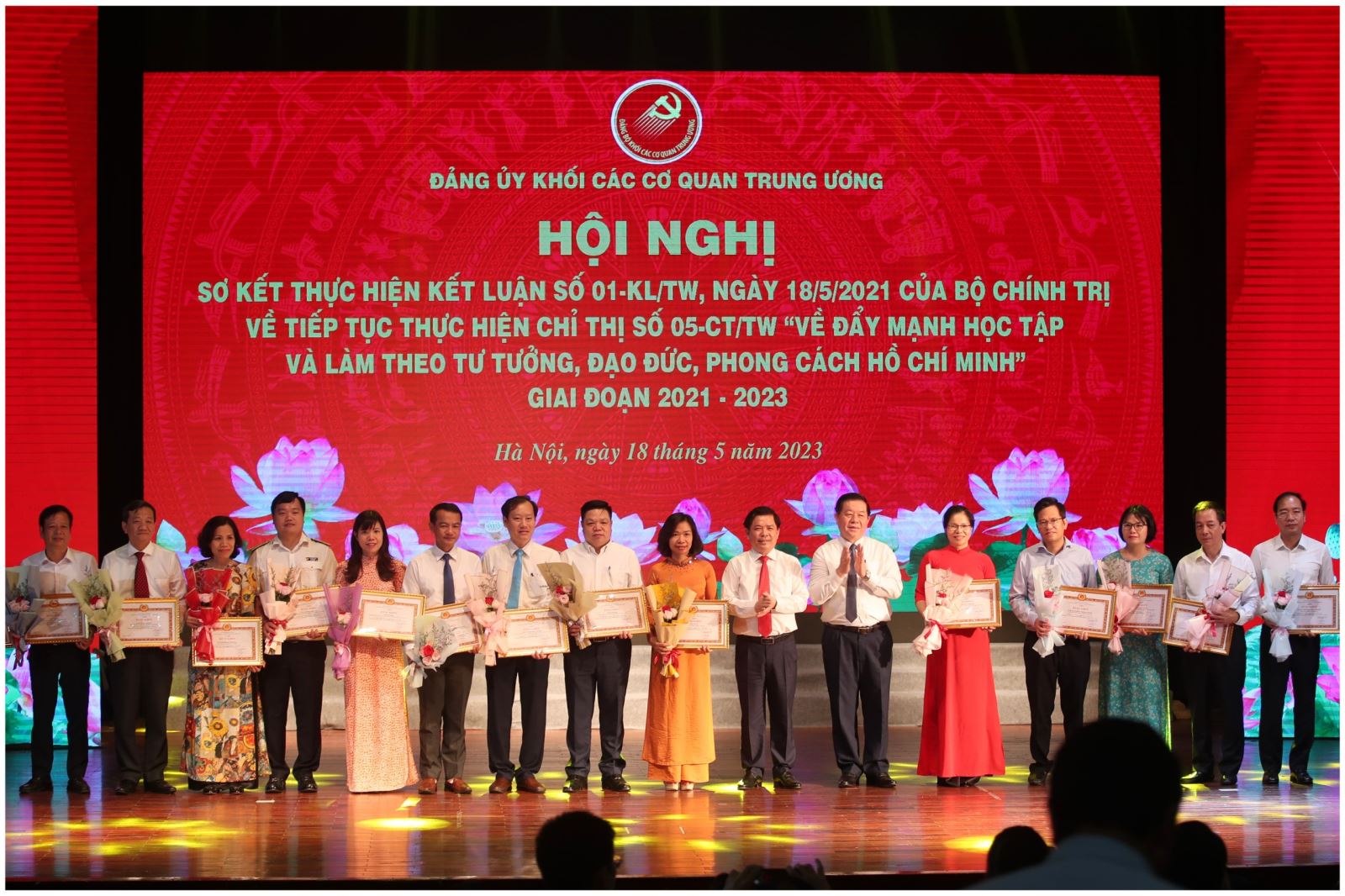 Phát huy tinh thần gương mẫu, cống hiến, lan tỏa các giá trị trong việc học tập và làm theo Bác
