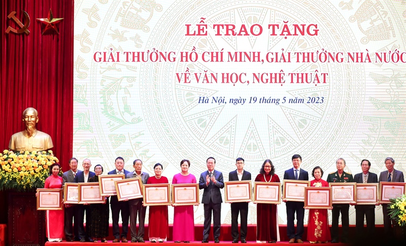 Chủ tịch nước Võ Văn Thưởng: Tiếp tục tin tưởng, chờ đợi những tác phẩm văn học, nghệ thuật mới, ngang tầm với sự nghiệp cách mạng