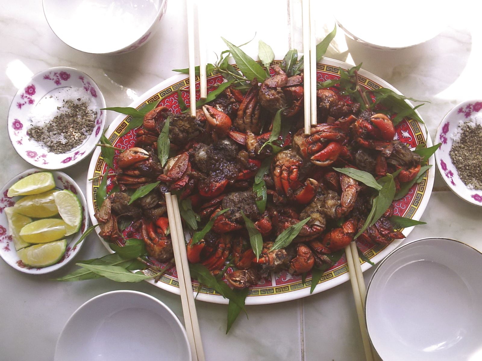 Gỏi ba khía ăn kèm cơm nếp