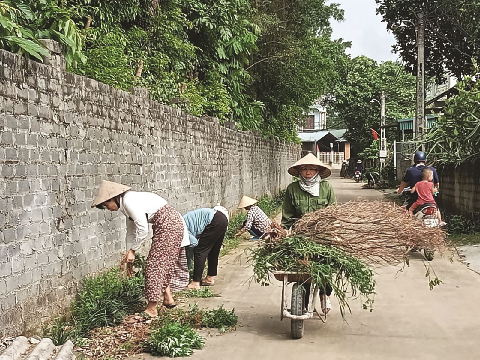 Xã Tản Lĩnh (Hà Nội): Sôi nổi phong trào xây dựng và giữ gìn thôn, xóm, ngõ sáng, xanh, sạch, đẹp, an toàn