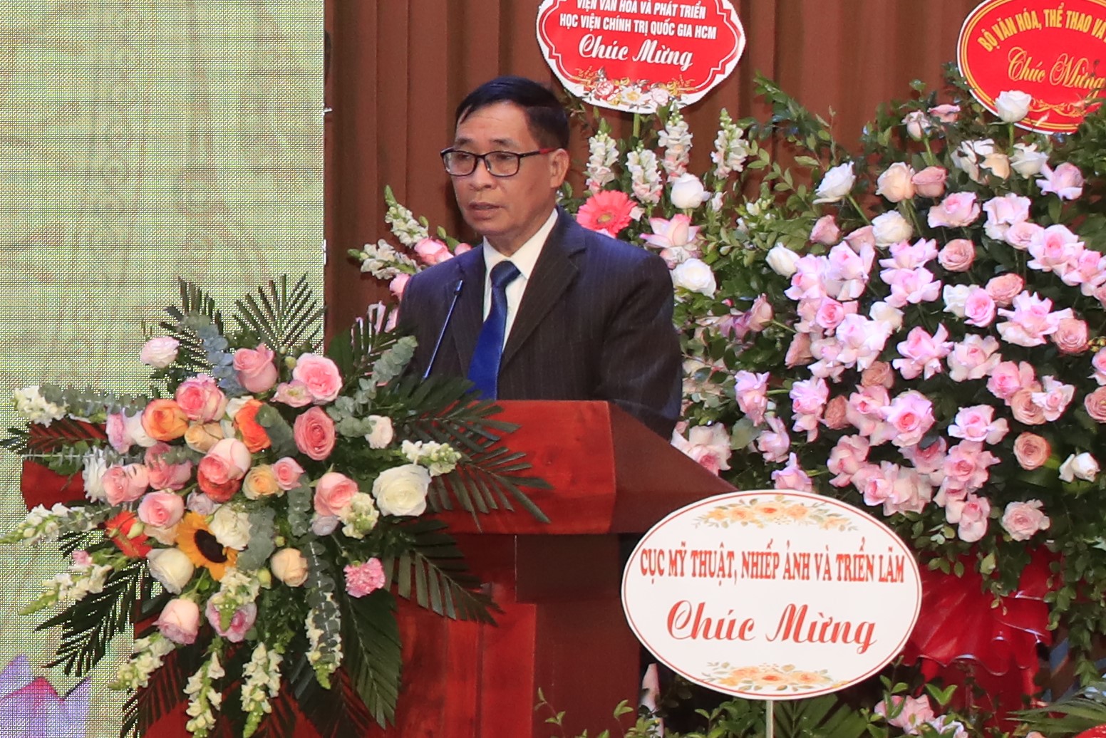 Chất văn hóa trong Tạp chí Văn hóa Nghệ thuật