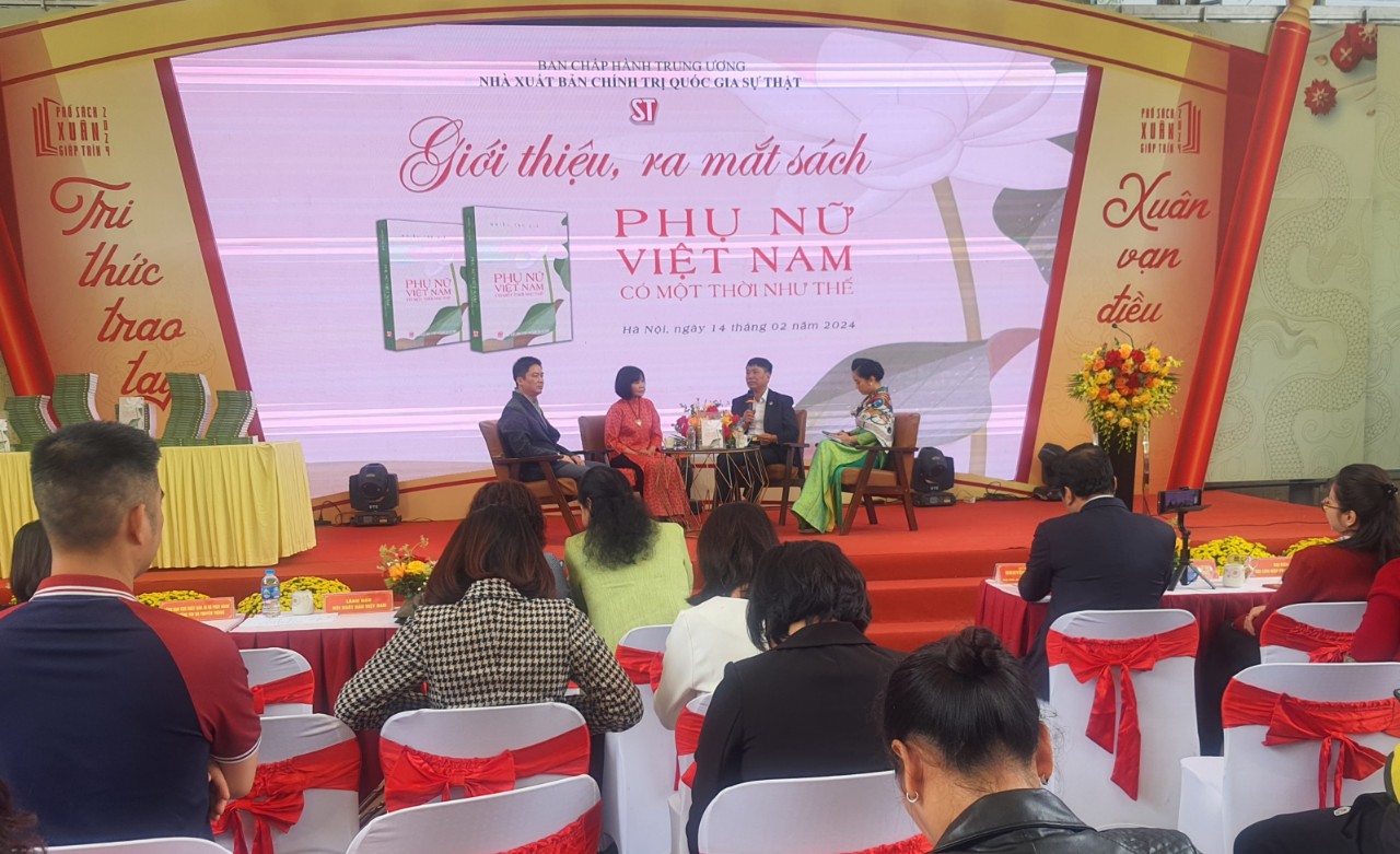 Ra mắt cuốn sách “Phụ nữ Việt Nam có một thời như thế”