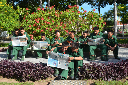 Xây dựng môi trường văn hóa để nâng cao chất lượng đấu tranh tư tưởng, lý luận ở Trường Quân sự Quân khu 7