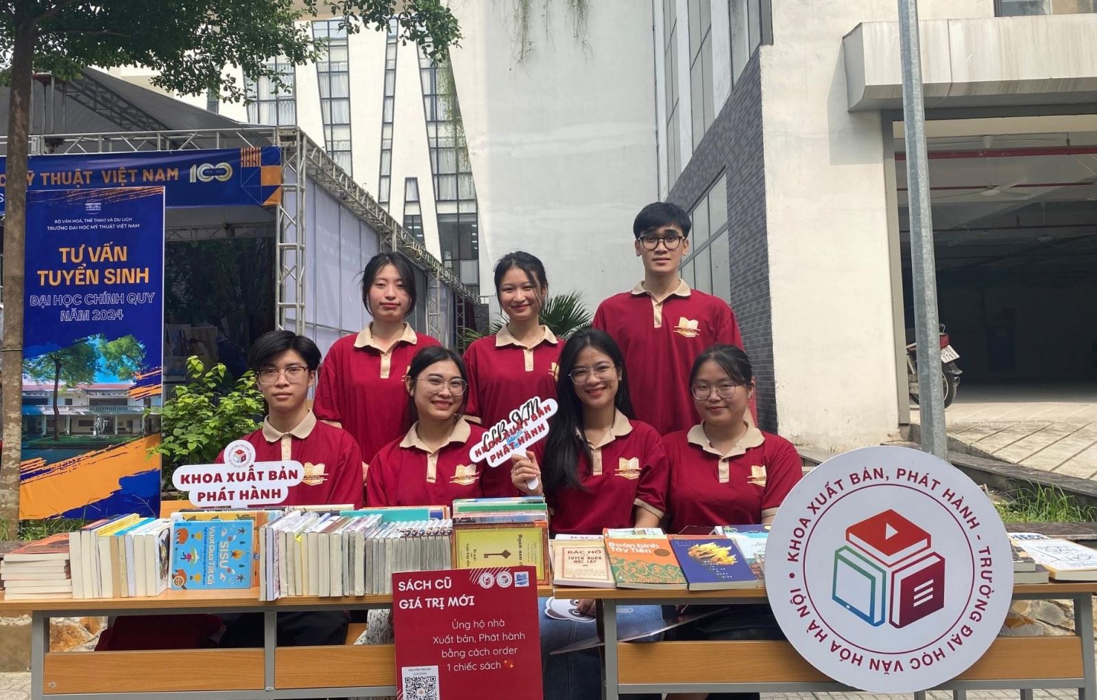 Hướng nghiệp cho sinh viên ngành Xuất bản tại trường đại học