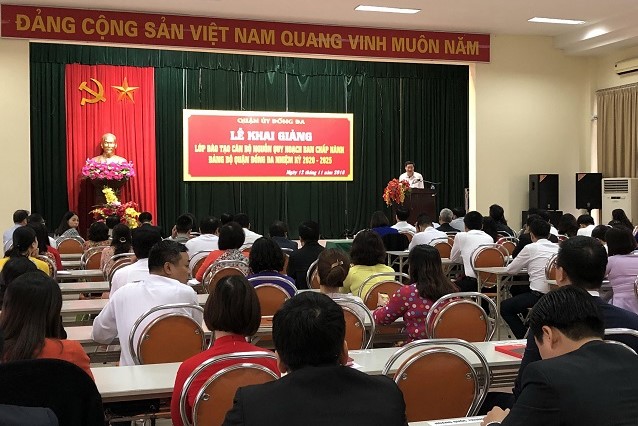 Đào tạo bồi dưỡng đội ngũ cán bộ lãnh đạo, quản lý văn hóa - Chìa khóa cho phát triển công nghiệp văn hóa của Thủ đô