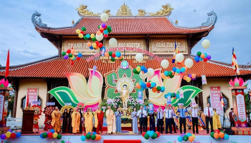 Mối quan hệ giữa văn hóa và tôn giáo