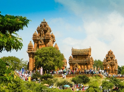  Bảo tồn và phát huy các giá trị di sản văn hóa ở Ninh Thuận (Tiếp cận từ góc nhìn quản lý nhà nước)