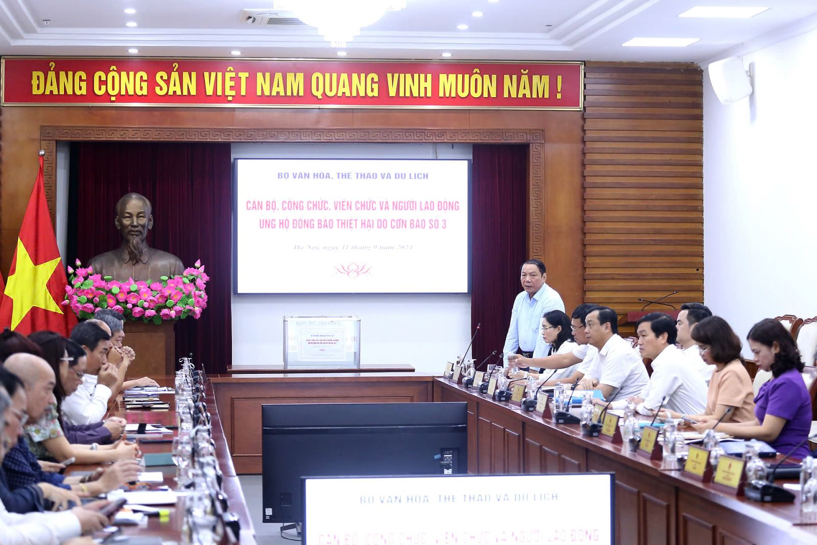 Bộ VHTTDL phát động quyên góp, ủng hộ đồng bào bị thiệt hại do cơn bão số 3