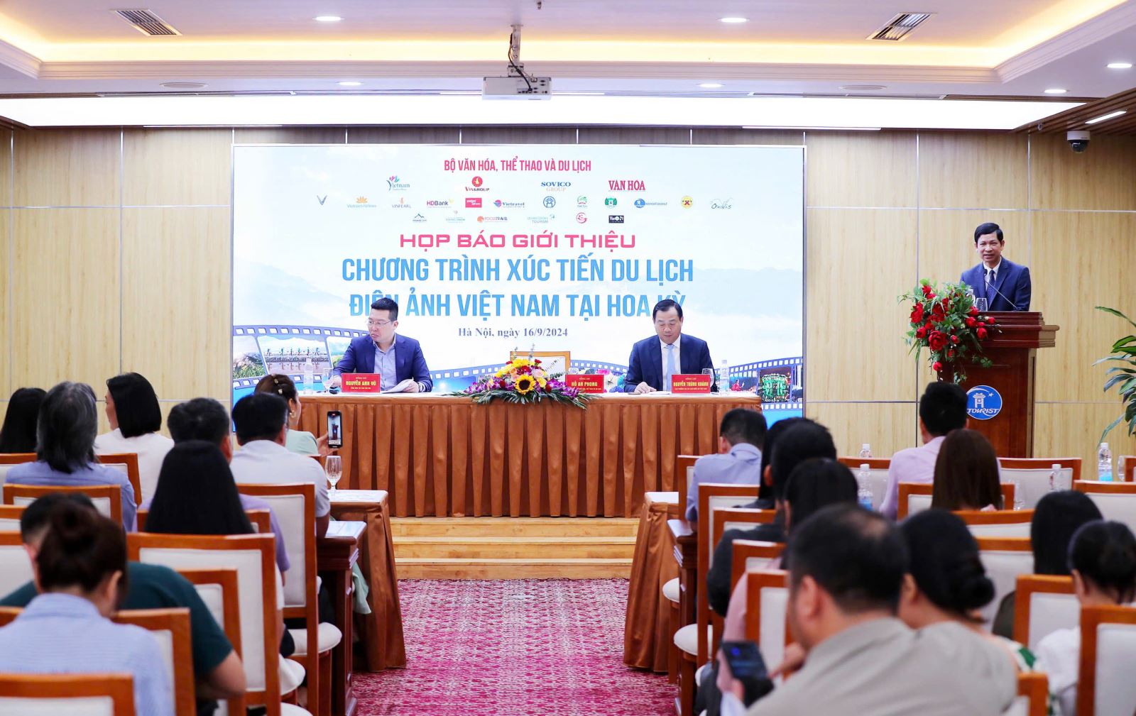 Xúc tiến Du lịch Điện ảnh Việt Nam tại Hoa Kỳ: Đưa hình ảnh Việt Nam đến gần hơn với khán giả quốc tế
