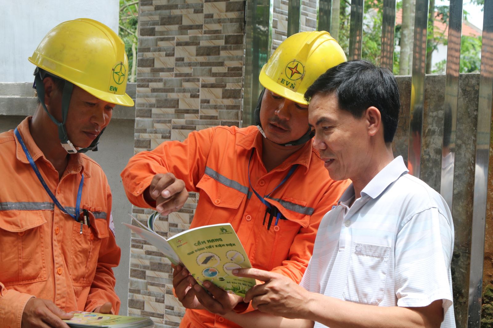 Chống lãng phí vì sự phát triển, vươn mình của đất nước