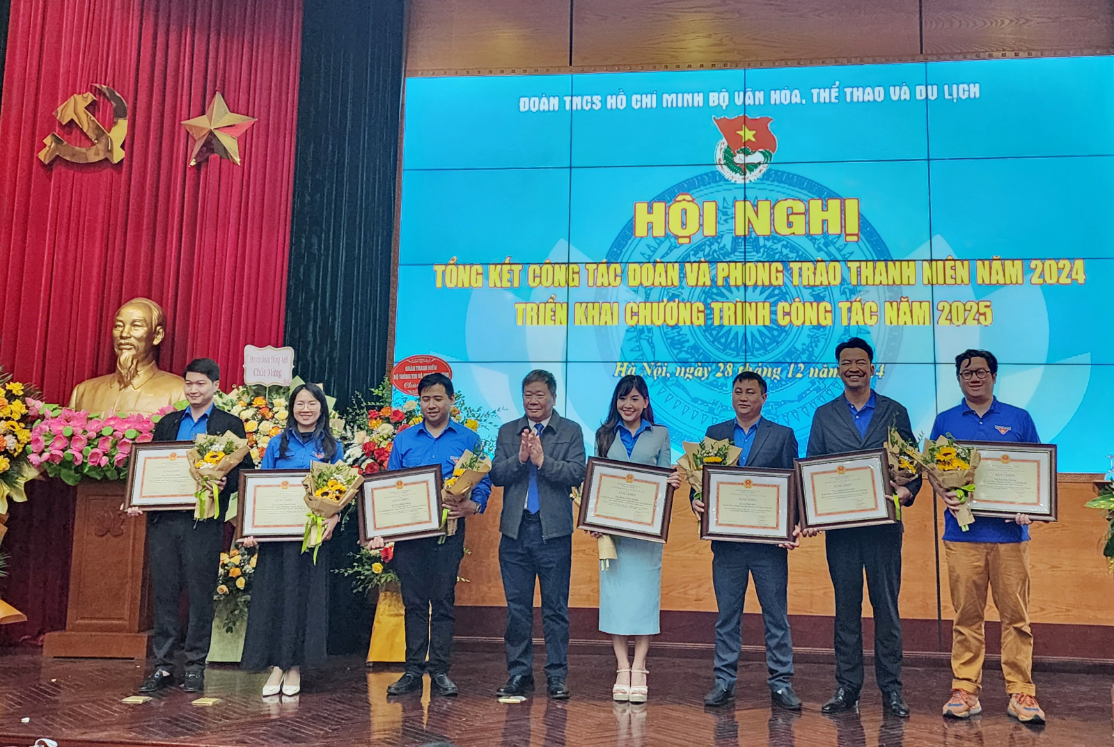 Đoàn Thanh niên Bộ VHTTDL: Khát vọng cống hiến, vững bước vào  kỷ nguyên vươn mình của dân tộc