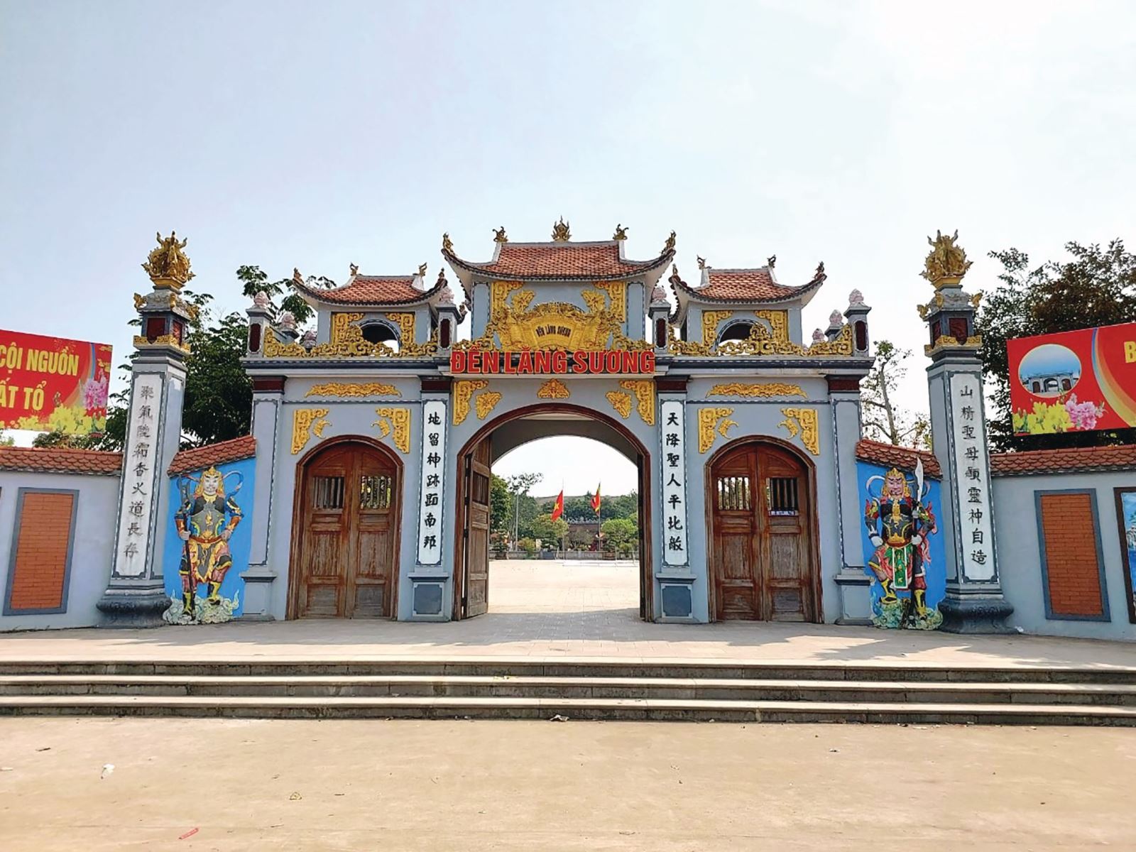 Đền Lăng Sương, nơi lưu giữ tín ngưỡng  thờ Tản Viên Sơn Thánh