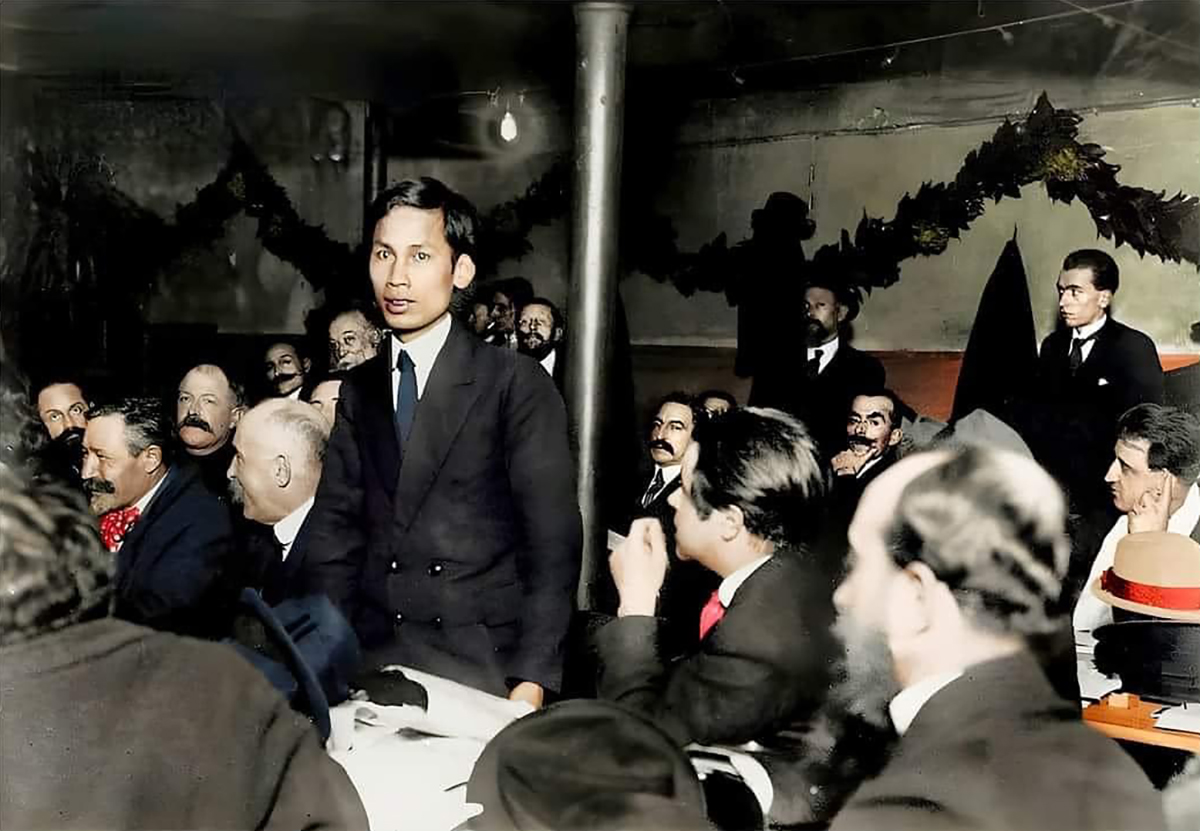 Ra mắt phim tài liệu “Hồ Chí Minh - Con đường phía trước” phần 2