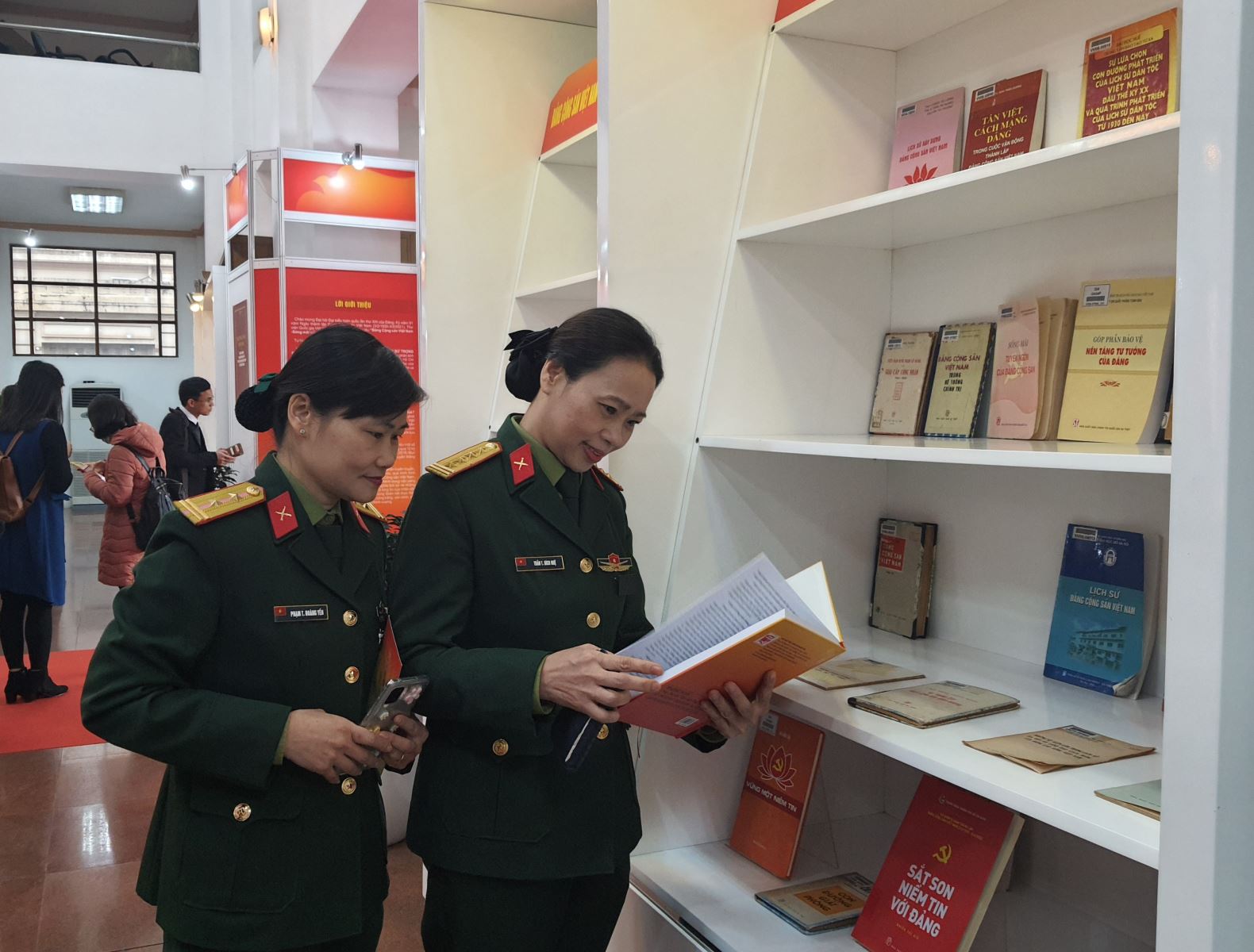 Tăng cường định hướng chính trị, tư tưởng trong hoạt động xuất bản hiện nay