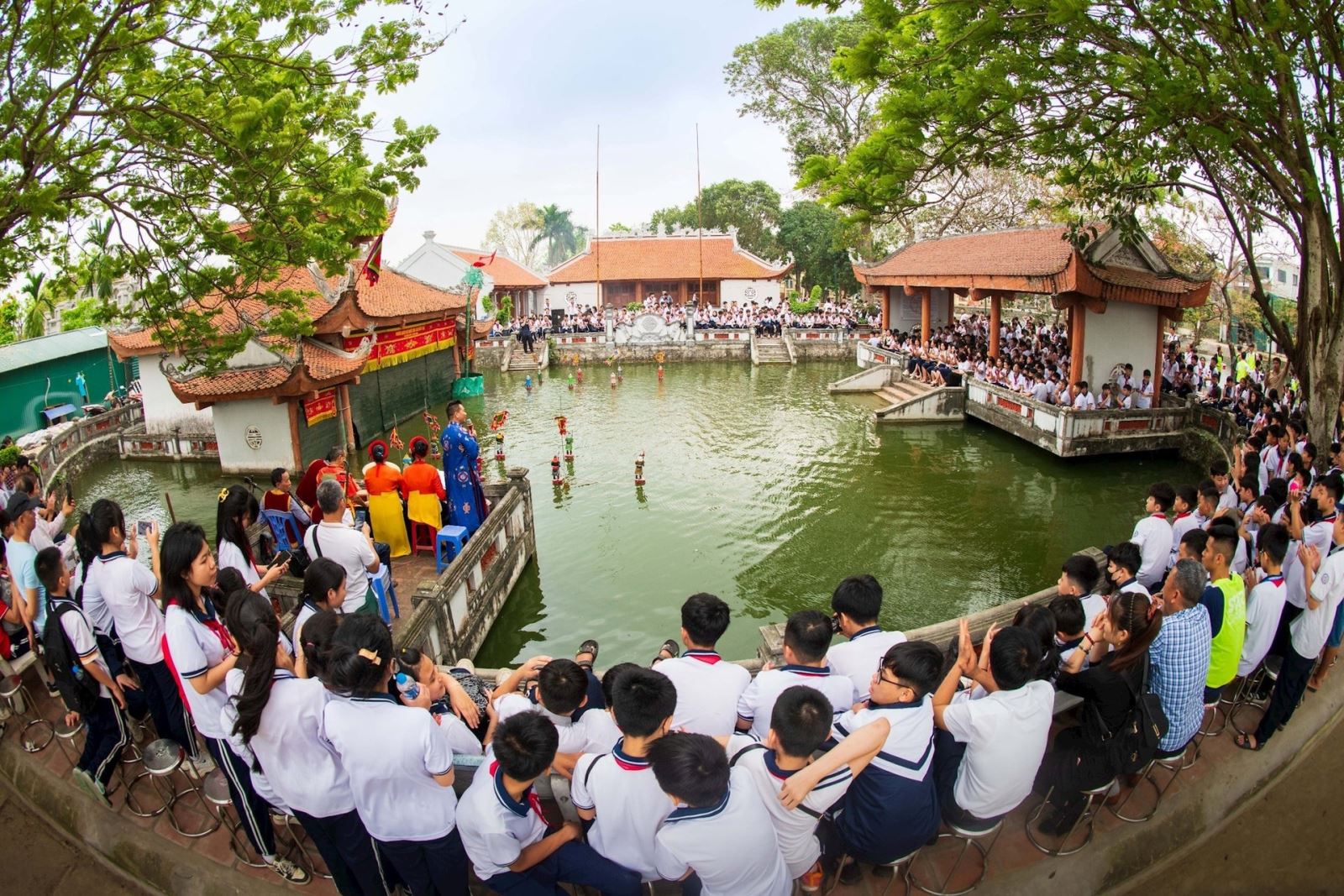 Phát triển nghề rối Đào Thục trong bối cảnh kinh tế thị trường và hội nhập quốc tế