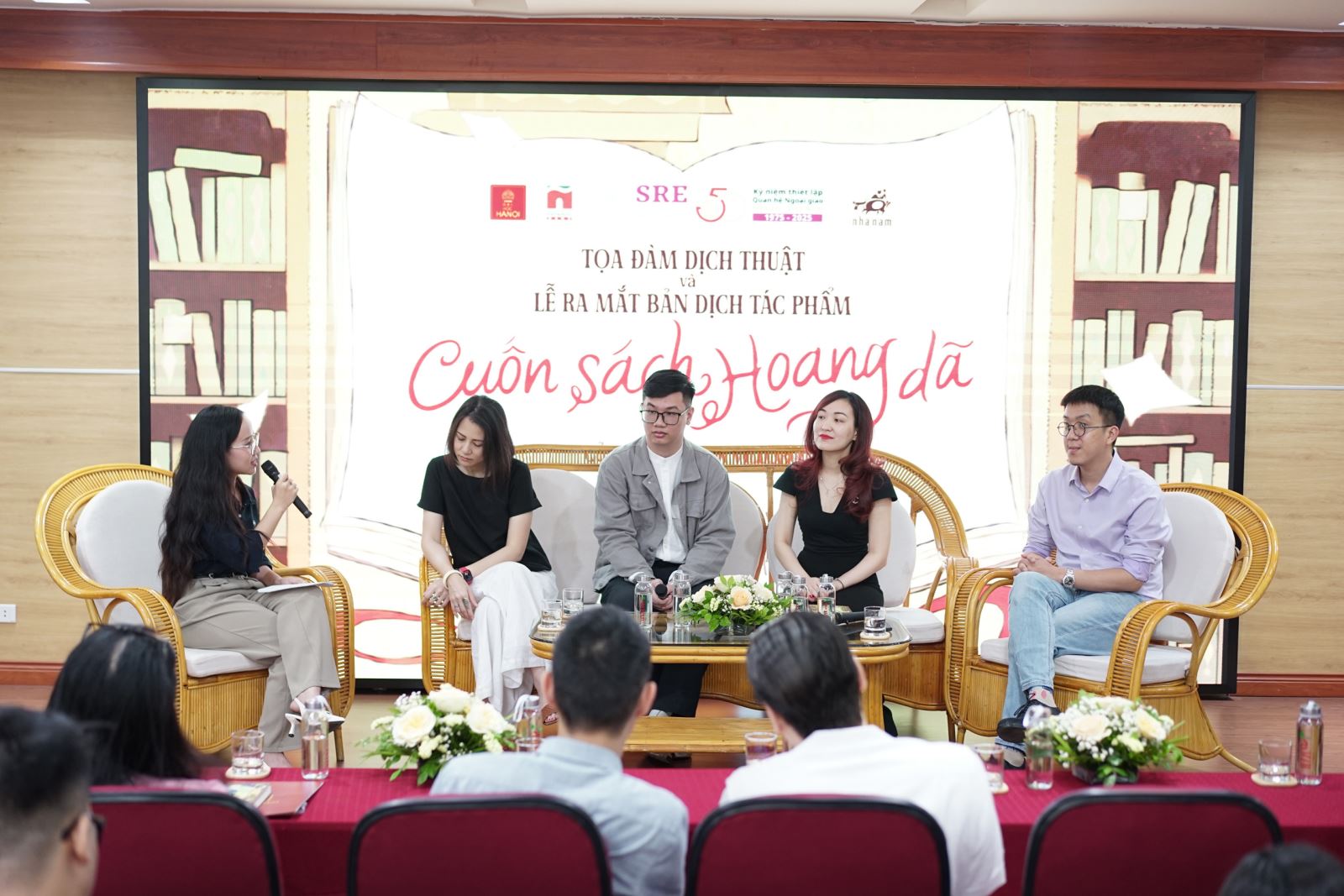 Ra mắt bản dịch tác phẩm “Cuốn sách Hoang dã” của tác giả Juan Villoro