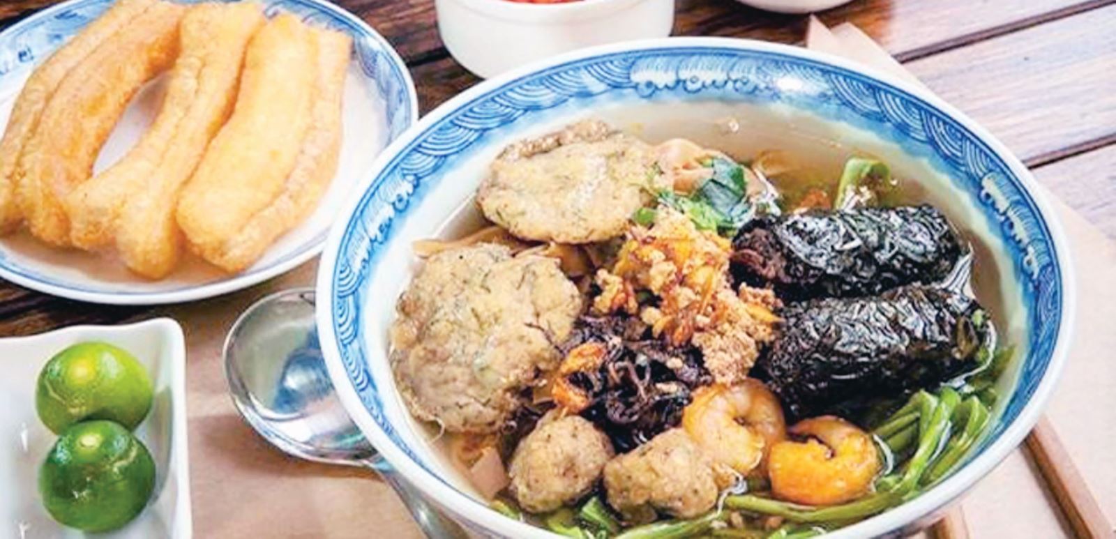 Bánh đa cua Hải Phòng