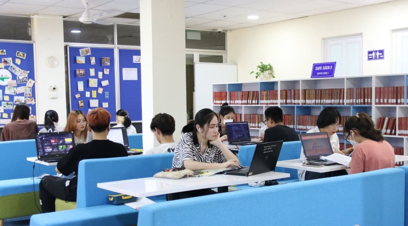 Văn hóa đọc của sinh viên Hà Nội trong thời đại bùng nổ công nghệ thông tin - Thực trạng và giải pháp