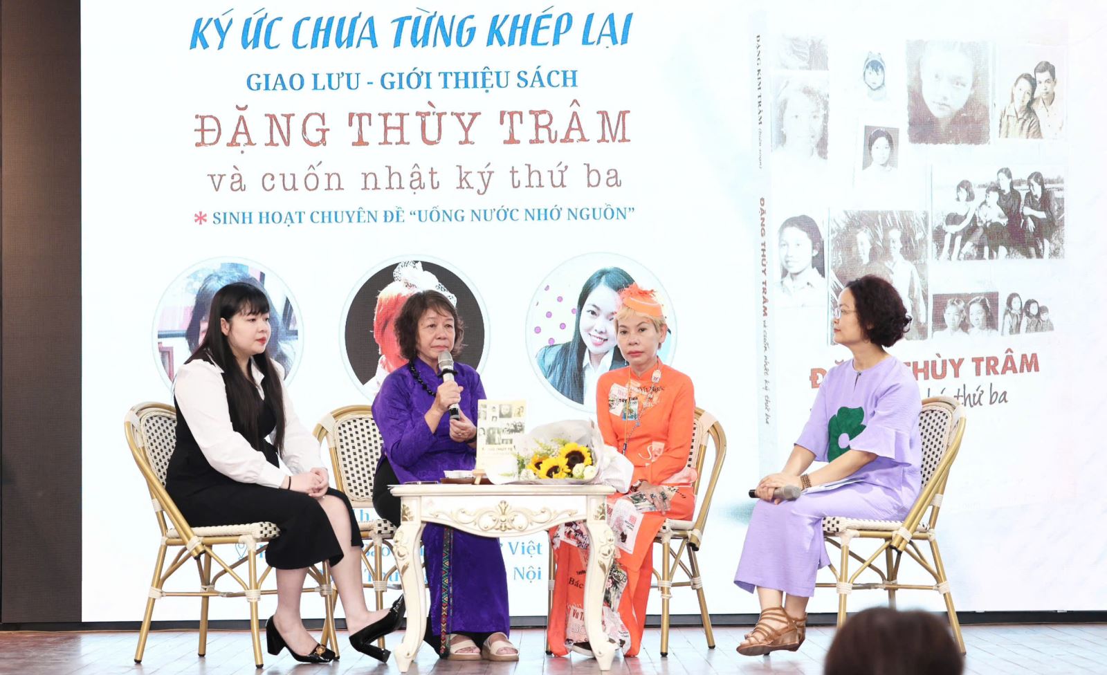Giao lưu “Ký ức chưa từng khép lại”