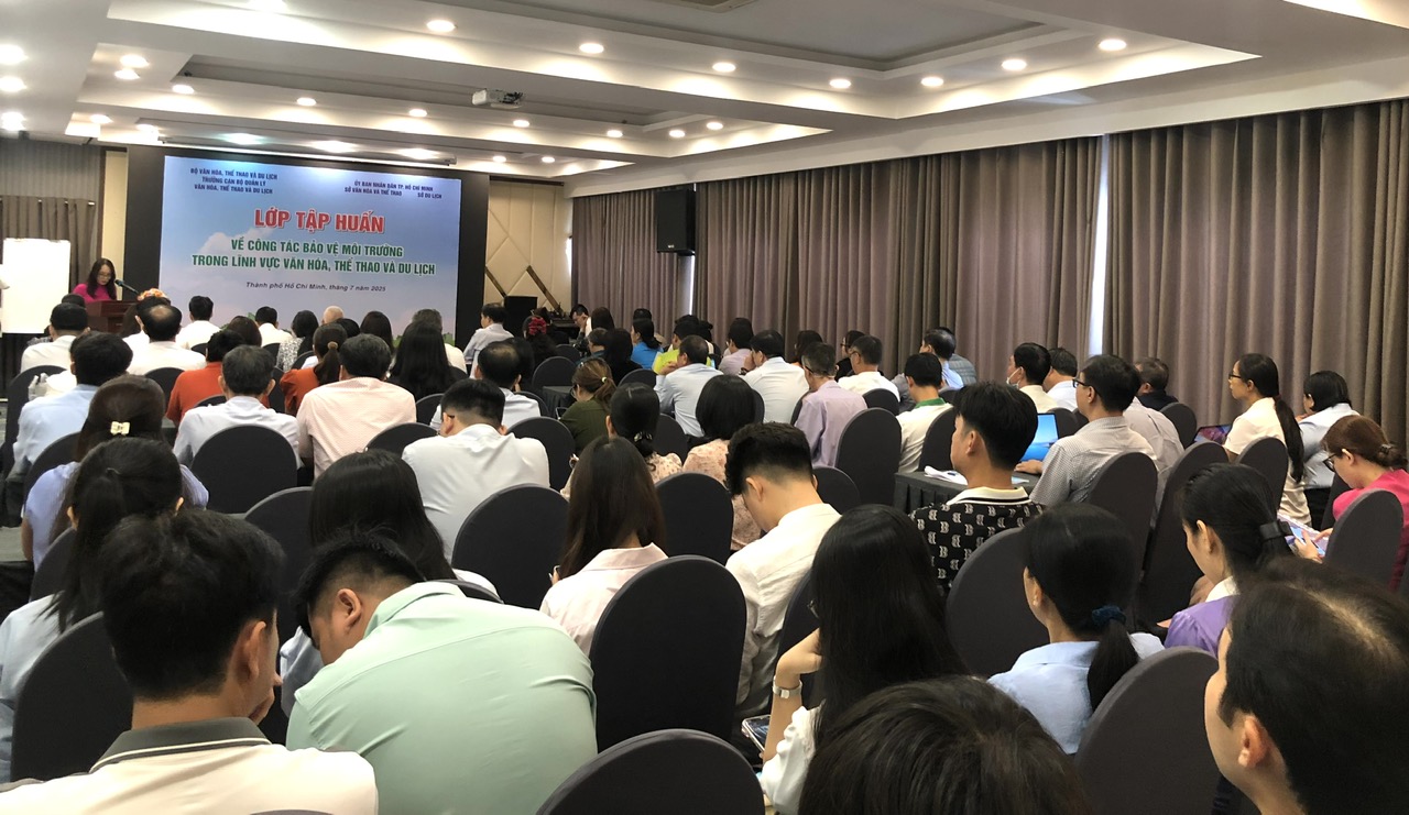 TP.HCM: Khai giảng Lớp tập huấn về công tác bảo vệ môi trường trong lĩnh vực văn hóa, thể thao và du lịch
