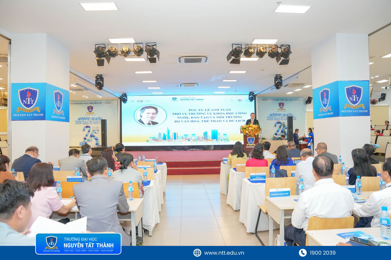 Hội thảo Khoa học Quốc gia 2025: "Khai thác giá trị văn hóa trong phát triển sản phẩm du lịch đặc thù" 