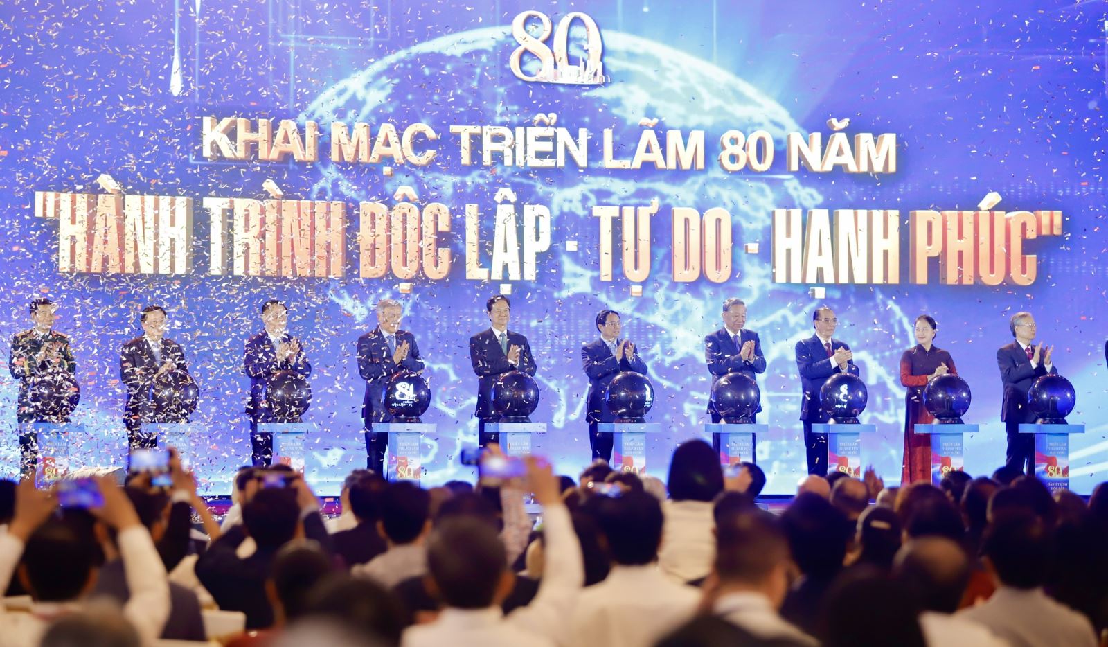 Khai mạc Triển lãm Thành tựu đất nước nhân dịp Kỷ niệm 80 năm Ngày Quốc khánh (2/9/1945 - 2/9/2025)