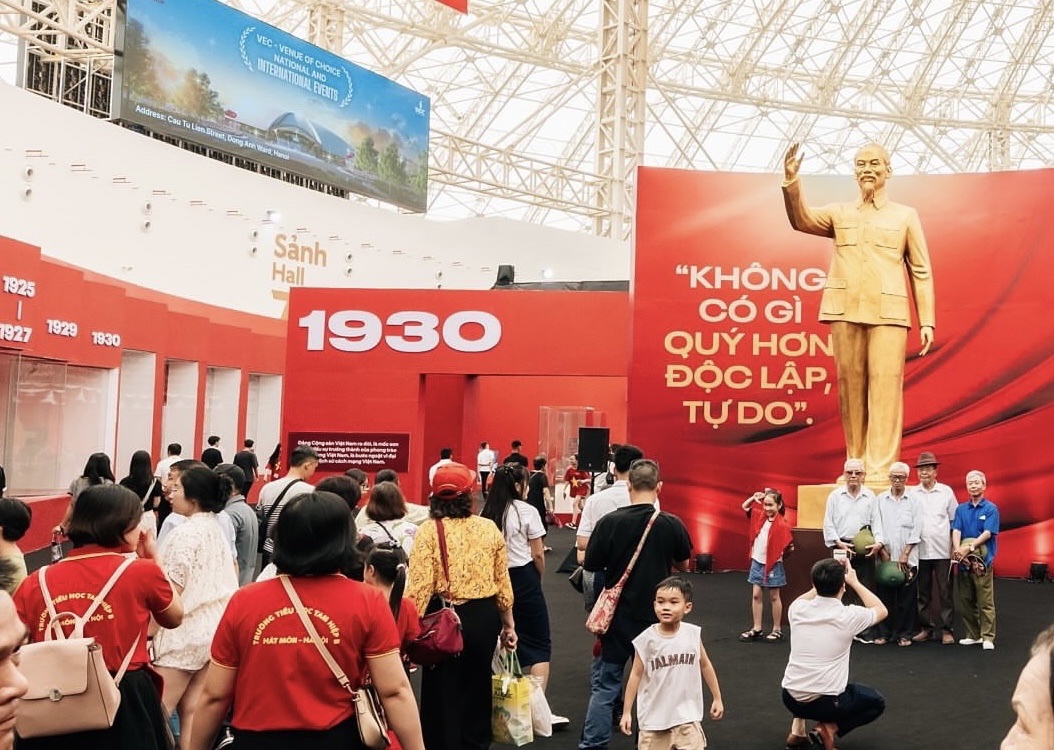  “95 năm Cờ Đảng soi đường” - Dấu ấn niềm tin, khát vọng dân tộc