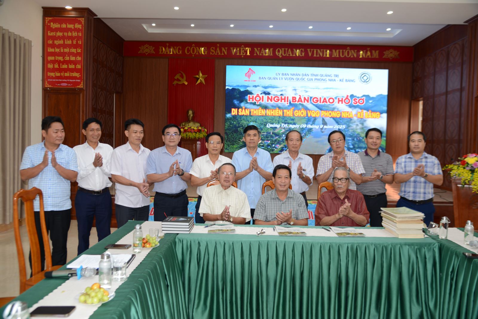 Phong Nha – Kẻ Bàng: Tiếp nhận hồ sơ gốc Di sản thiên nhiên thế giới và hướng tới chuẩn “Danh lục xanh”