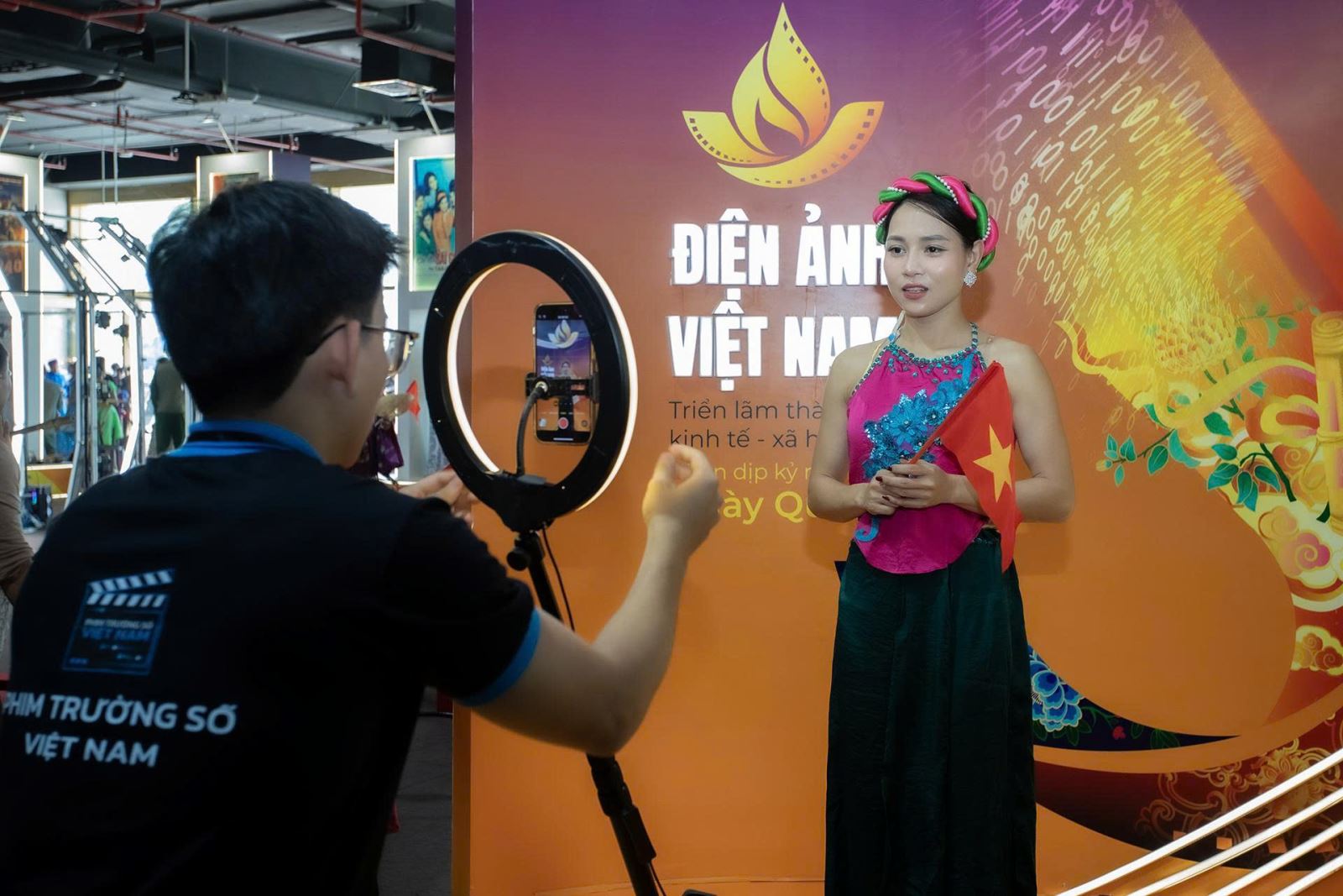 Điện ảnh Việt Nam tạo sức hút: Hướng tới trở thành ngành công nghiệp văn hóa 