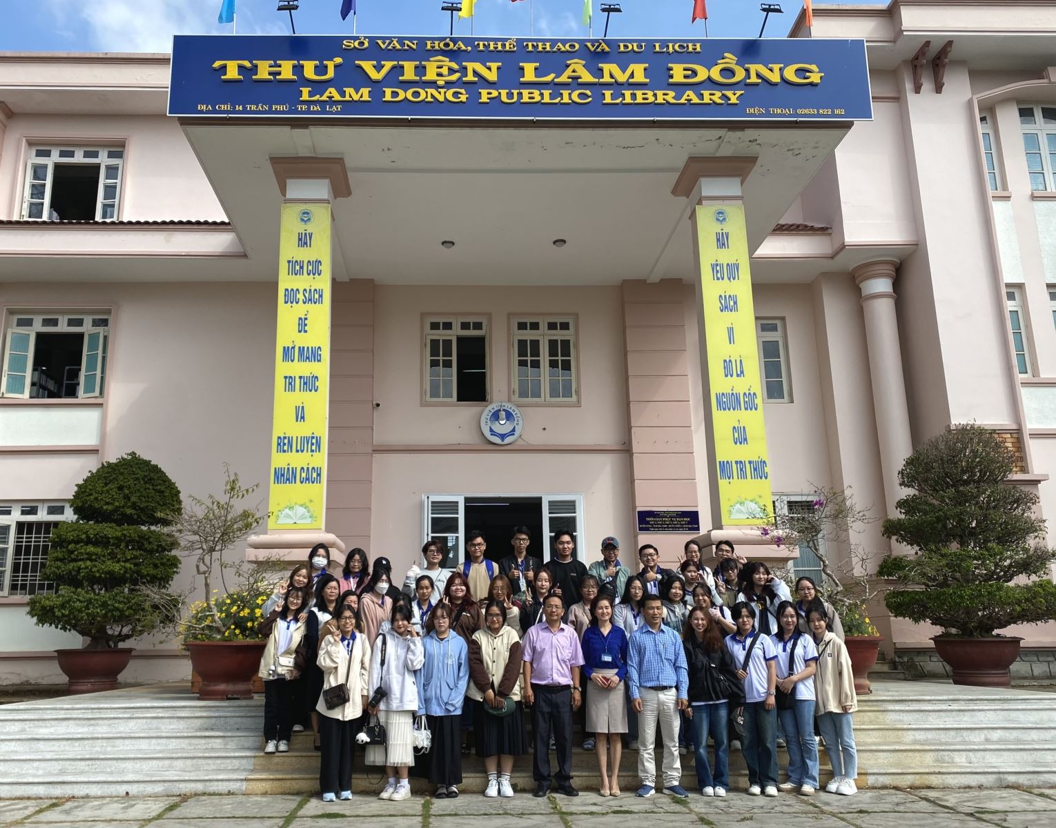 Đổi mới chương trình đào tạo ngành Thông tin - Thư viện đáp ứng yêu cầu chuyển đổi số