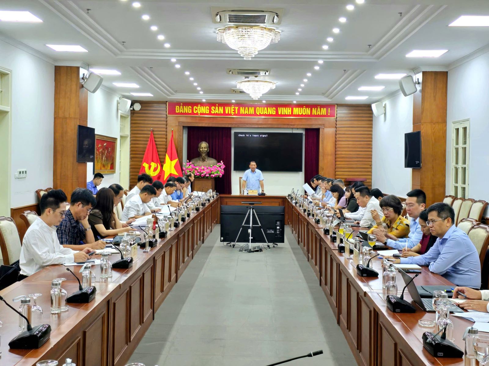 Bộ trưởng: chủ động, đoàn kết và sáng tạo, toàn ngành VHTTDL sẽ hoàn thành tốt các nhiệm vụ, góp phần khơi dậy sức mạnh văn hóa