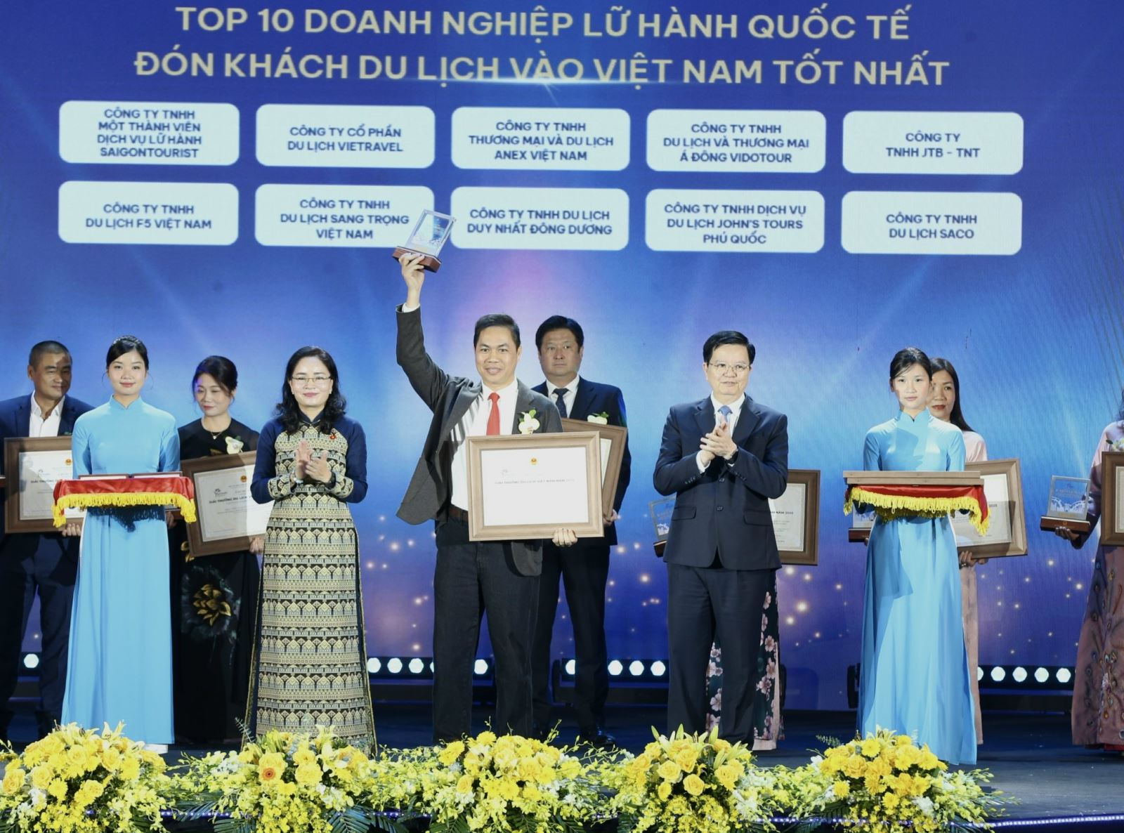 Vinh danh 113 doanh nghiệp, đơn vị tiêu biểu trong lĩnh vực du lịch