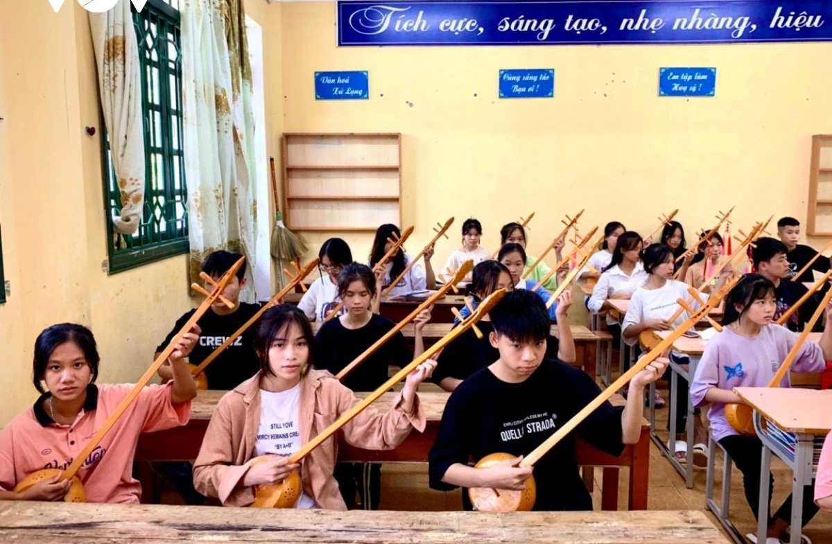 Chính sách giáo dục và hành trình giữ gìn bản sắc văn hóa dân tộc Tày tại Bình Gia, Lạng Sơn