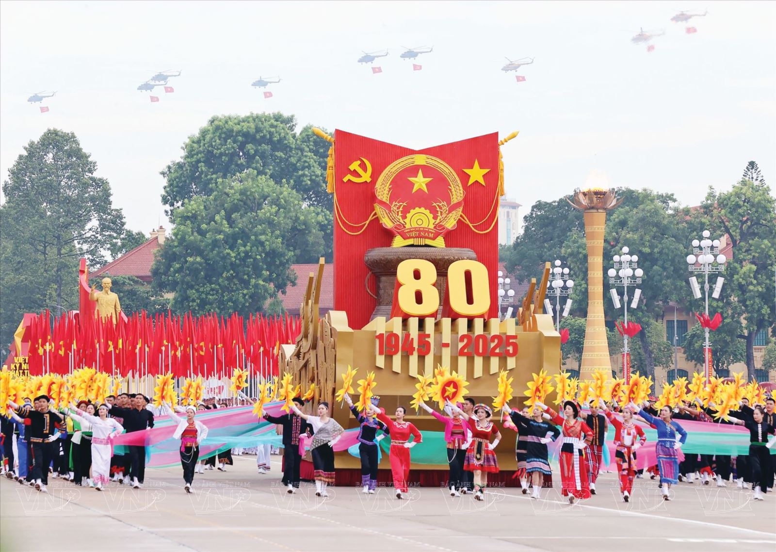 Tăng cường tính đảng trong xây dựng, hoàn thiện Nhà nước - tiền đề vững chắc để đất nước phát triển bền vững trong kỷ nguyên mới