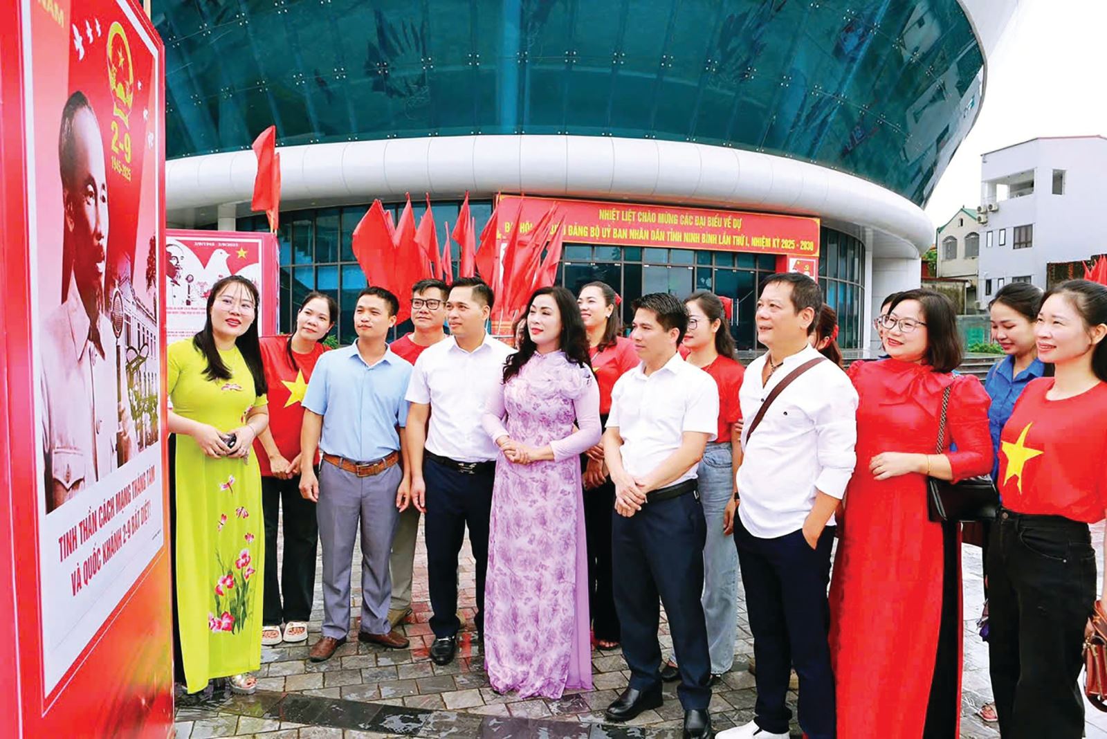 Trung tâm Văn hóa tỉnh Ninh Bình tiếp bước truyền thống vẻ vang 80 năm ngành Văn hóa