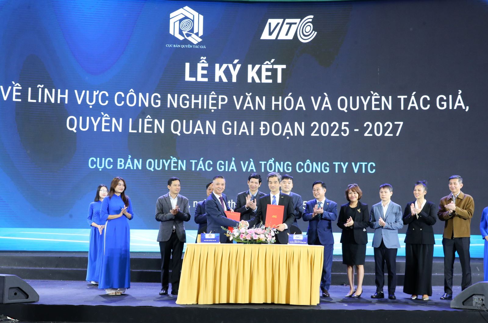 Lễ ký kết hợp tác giữa các cơ quan, đơn vị, doanh nghiệp trong lĩnh vực VHTTDL