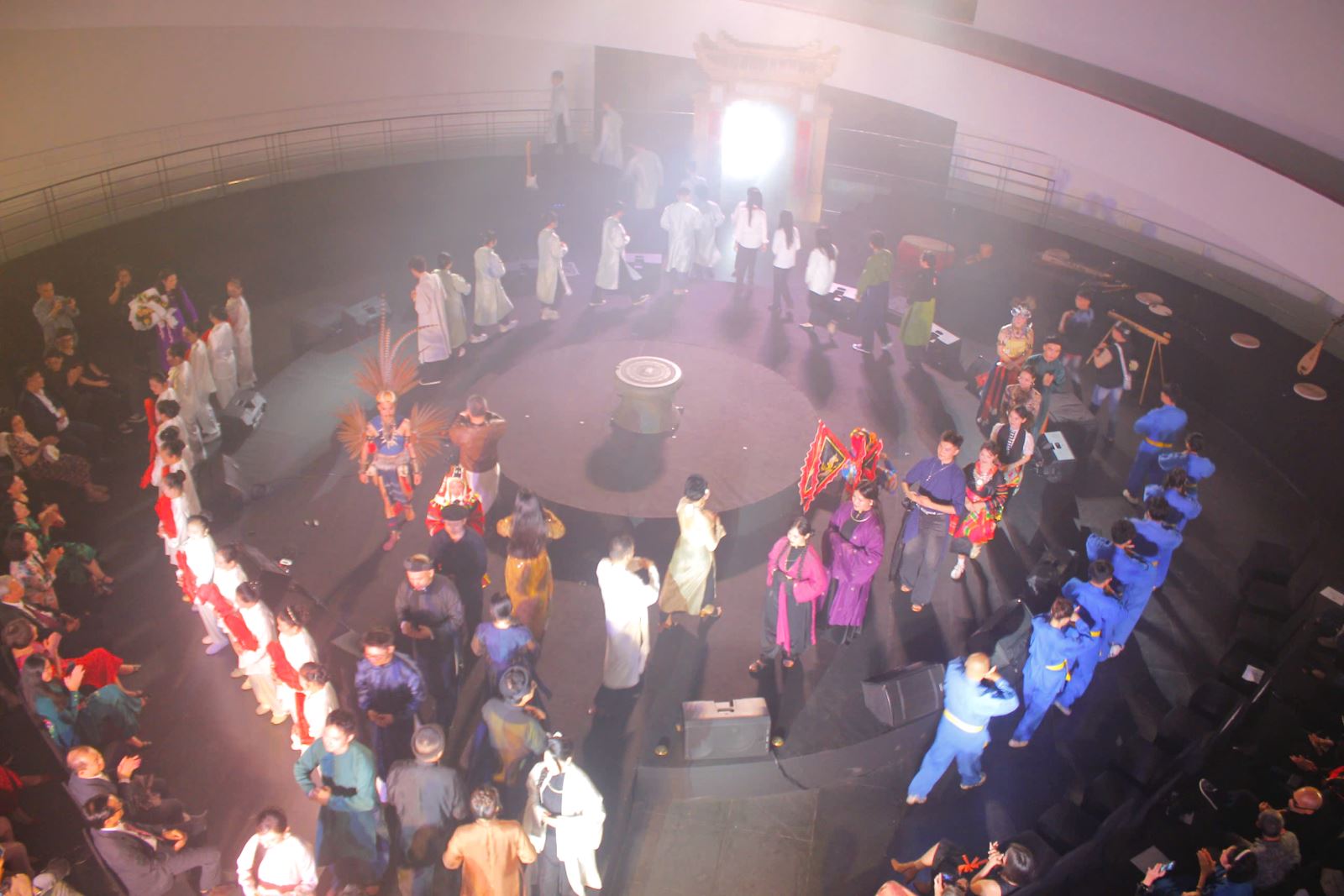 “Khoảnh khắc vĩnh cửu”: Sự kết hợp hài hòa giữa di sản và sáng tạo