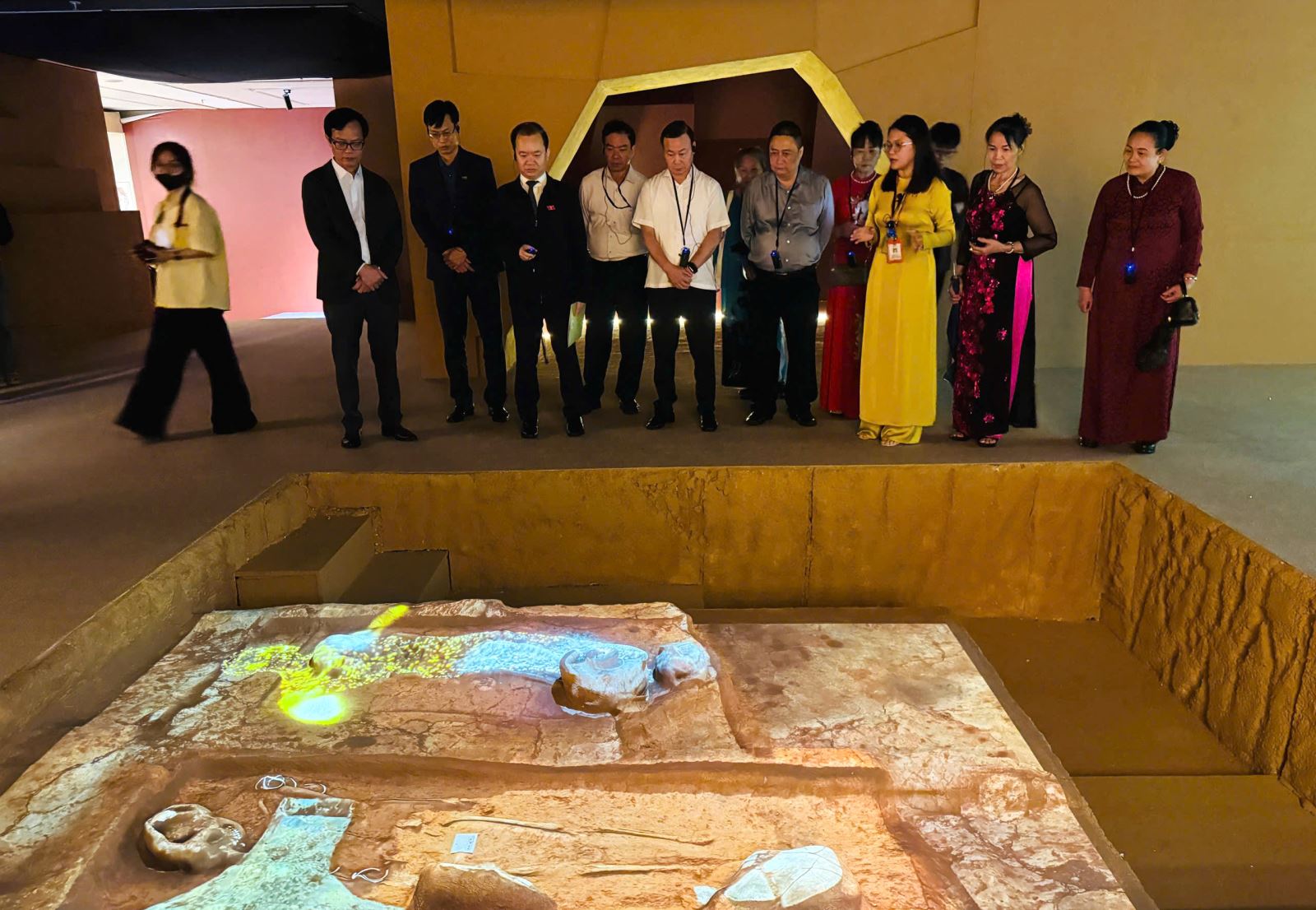 Hà Nội: Trưng bày chuyên đề “Những khám phá khảo cổ từ Vườn Chuối”