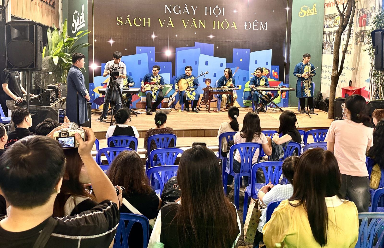 Ngày hội sách và văn hóa đêm - Nơi thăng hoa của văn hóa đọc và nghệ thuật