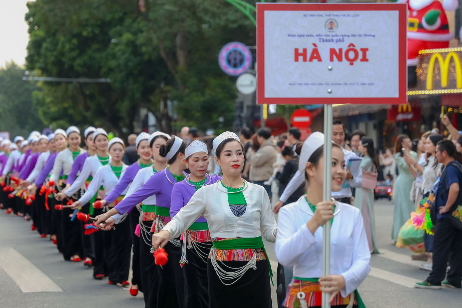 Sắc Mường rực rỡ giữa lòng Thủ đô