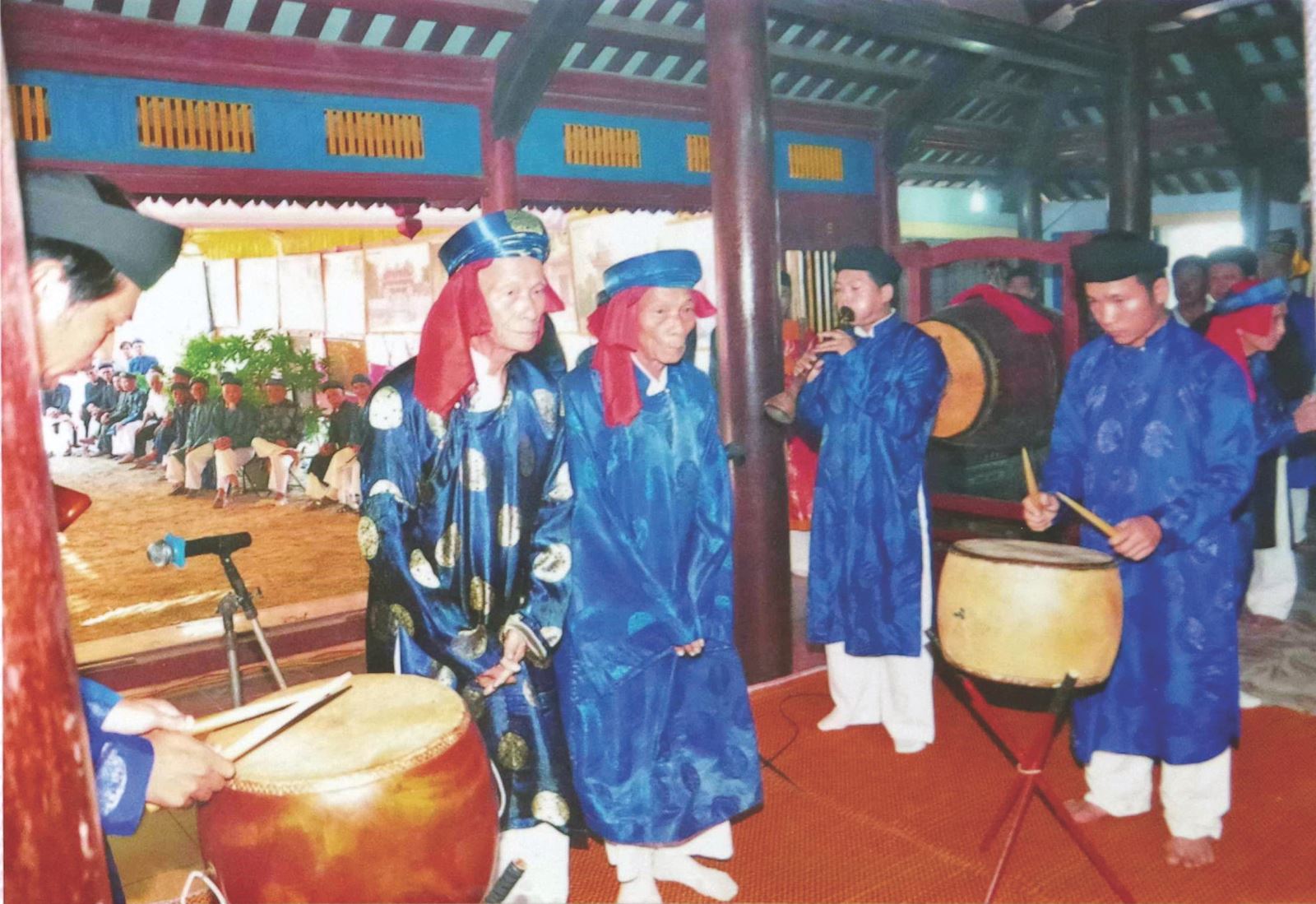 Vai trò của sắc phong trong xây dựng đời sống văn hóa làng xã ở Huế